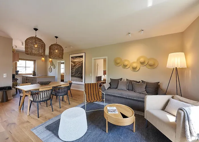 Wehlener Klosterberg 베른카슈텔쿠에스